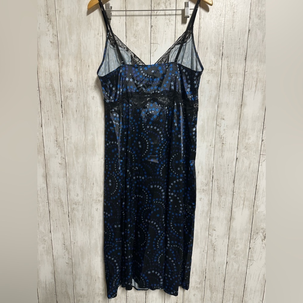 Adore Me Black & Blue Satin Nightgown Size L - Picture 2 of 7